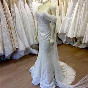 ANNE BARGE SAMPLE SALE! Raven wedding gown